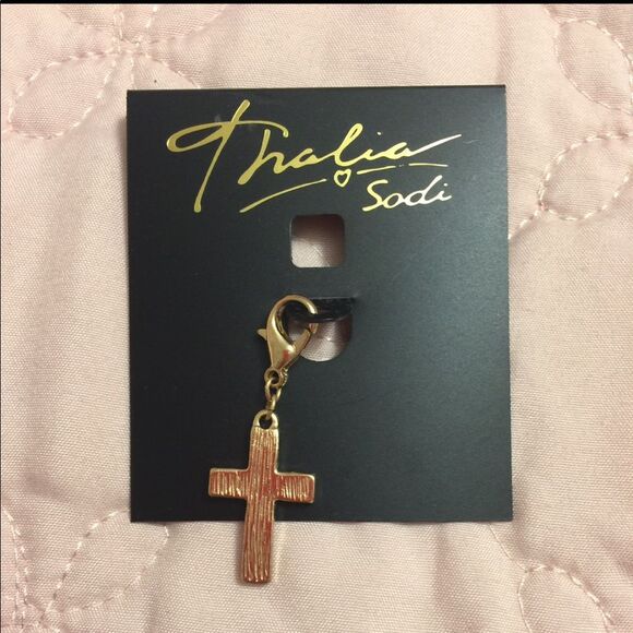 Cross charm - Picture 4 of 6